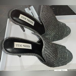 Brand NEW Steve Madden Heels